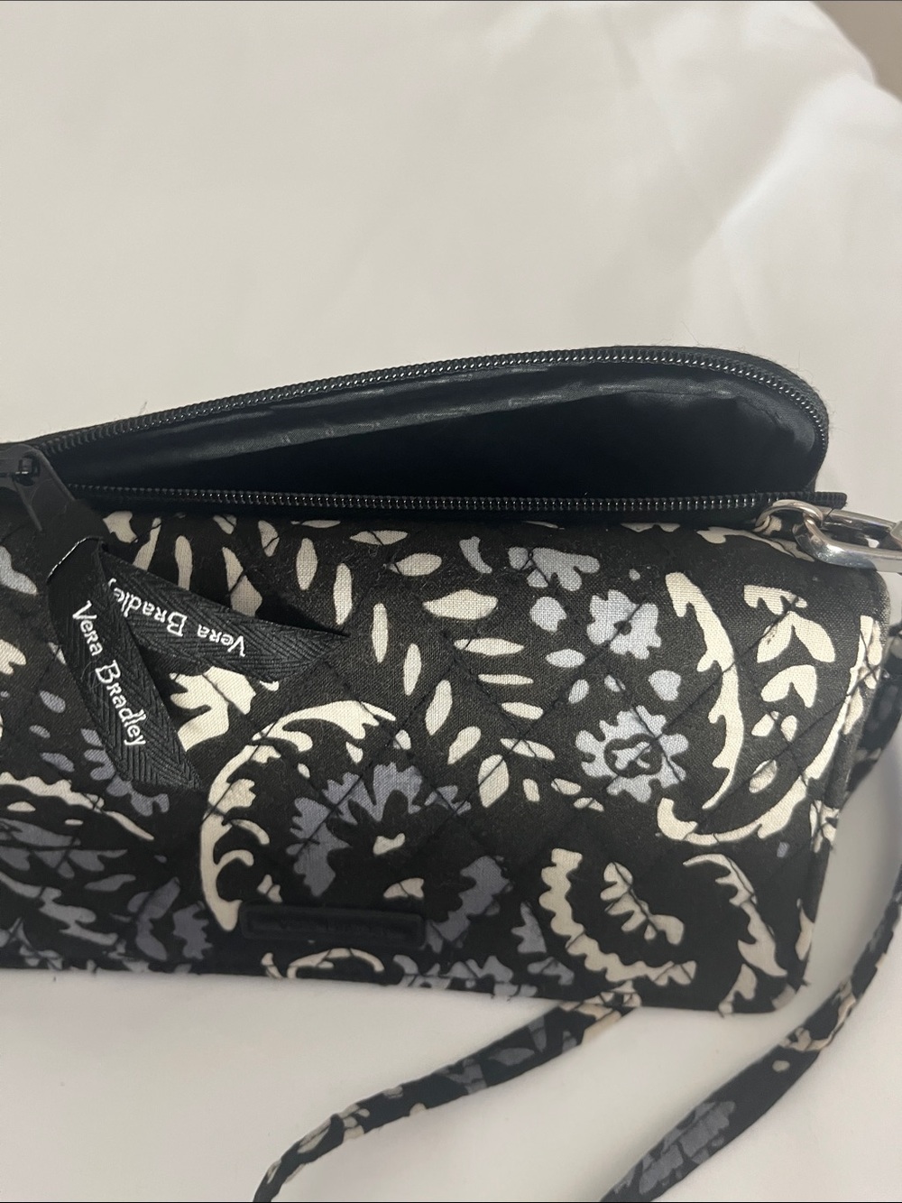 Vera Bradley Black, Blue & Cream Quilted Paisley Crossbody Wallet - Picture 6 of 12